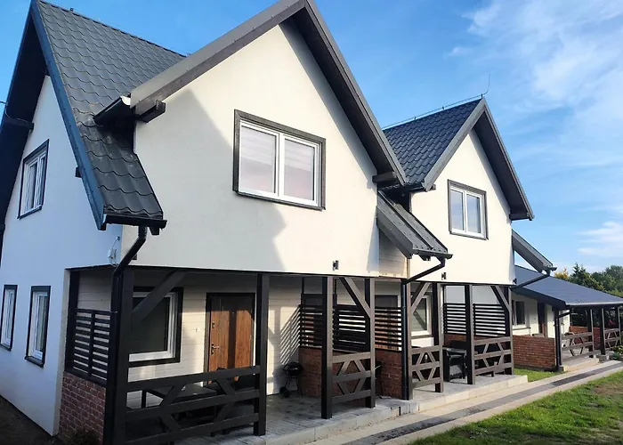 In Near & Pool * Rewal