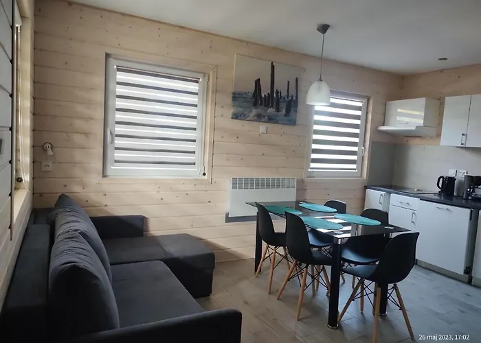 Nyaraló In Near & Pool *